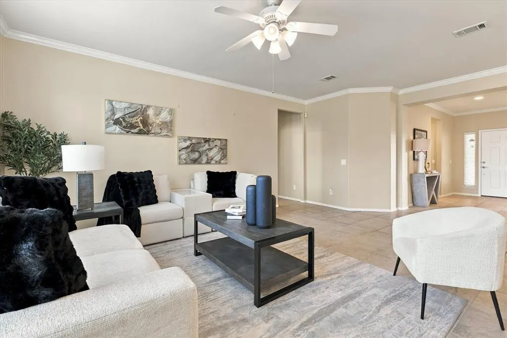 6009 Prairie Bend Lane