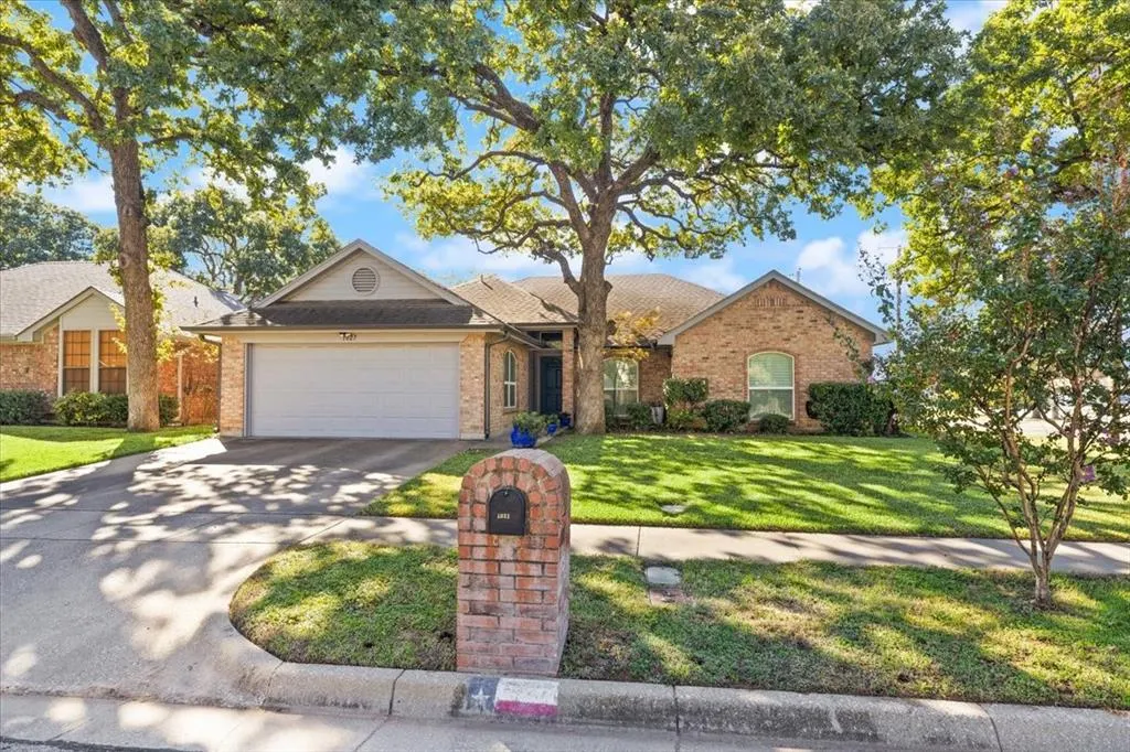 1027 Hunter Ridge Drive