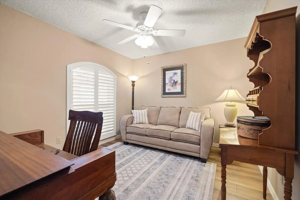 1027 Hunter Ridge Drive