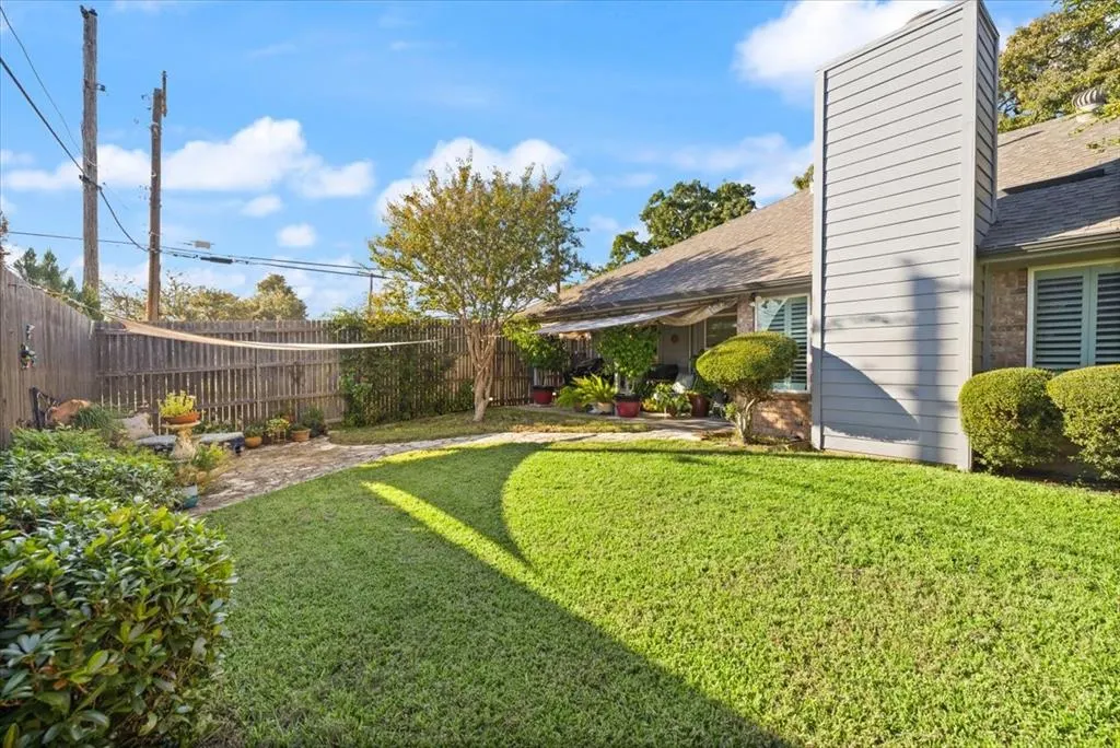 1027 Hunter Ridge Drive