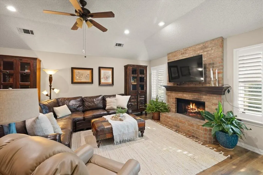 1027 Hunter Ridge Drive