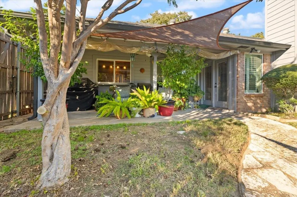 1027 Hunter Ridge Drive