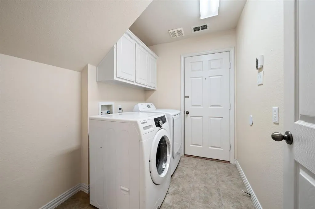 2653 Whispering Trl Unit 8