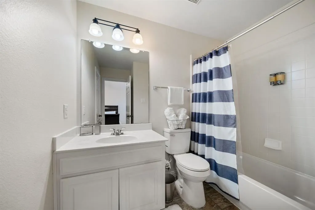 2653 Whispering Trl Unit 8