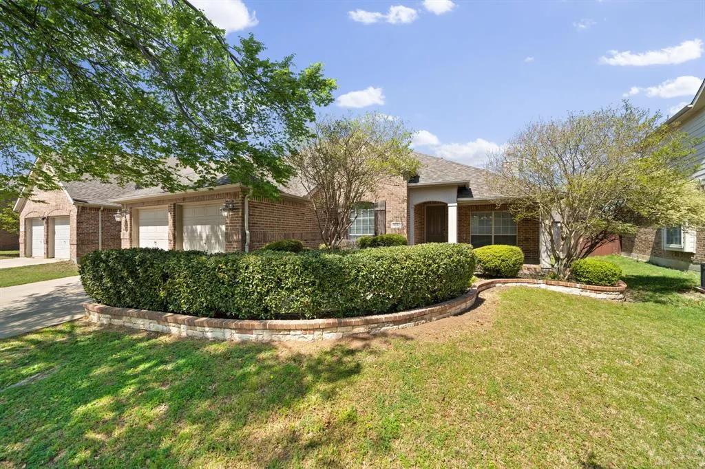 2653 Whispering Trl Unit 8
