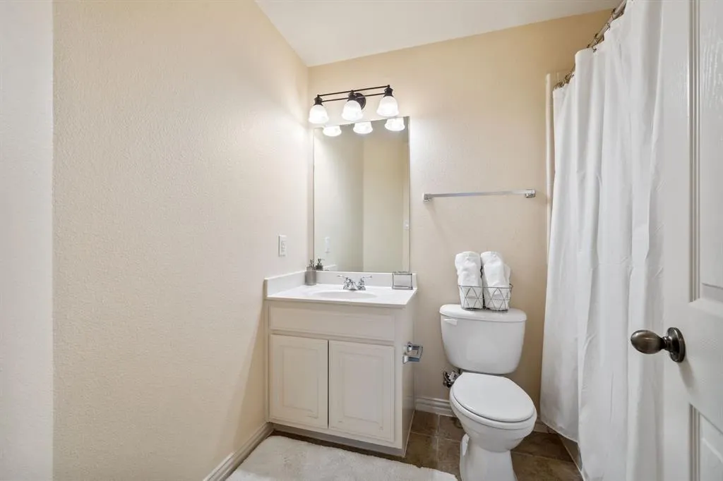 2653 Whispering Trl Unit 8