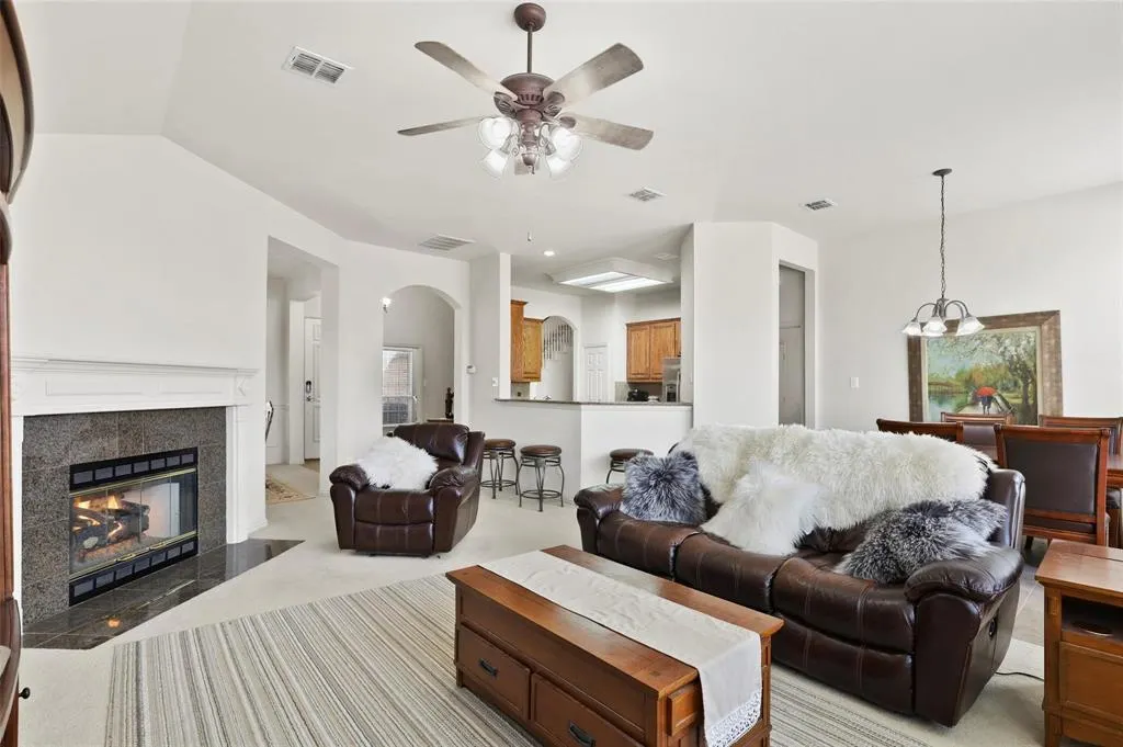 2653 Whispering Trl Unit 8