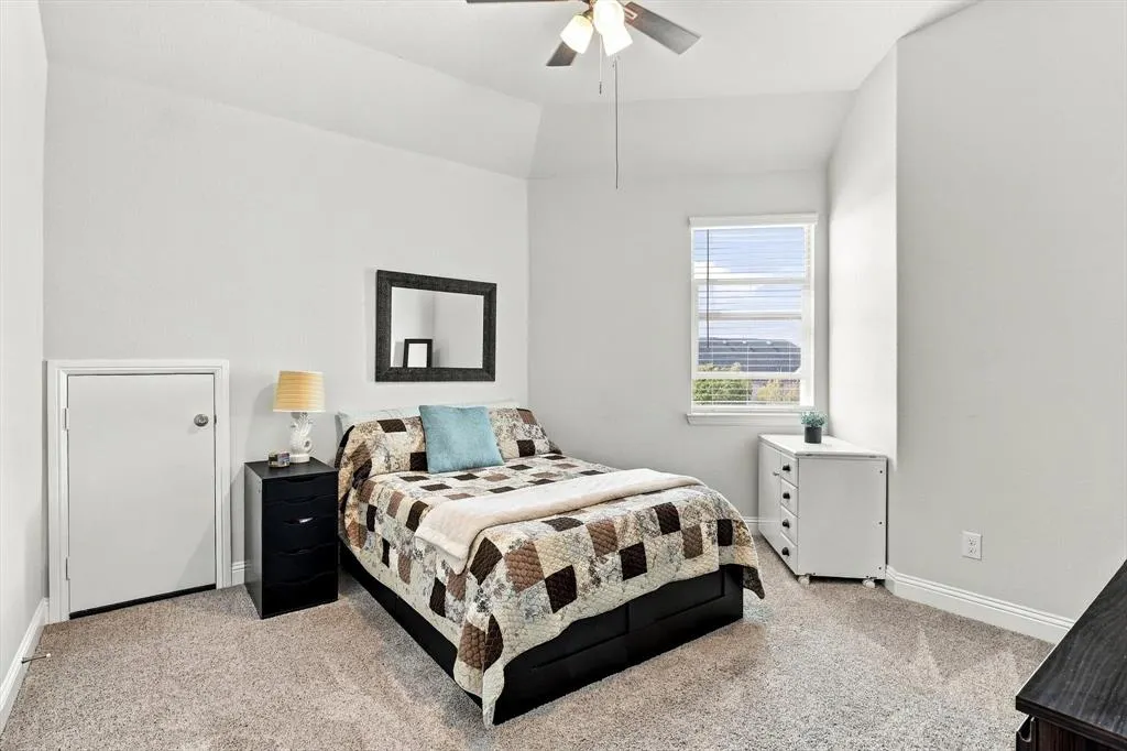 924 Plaza Lane