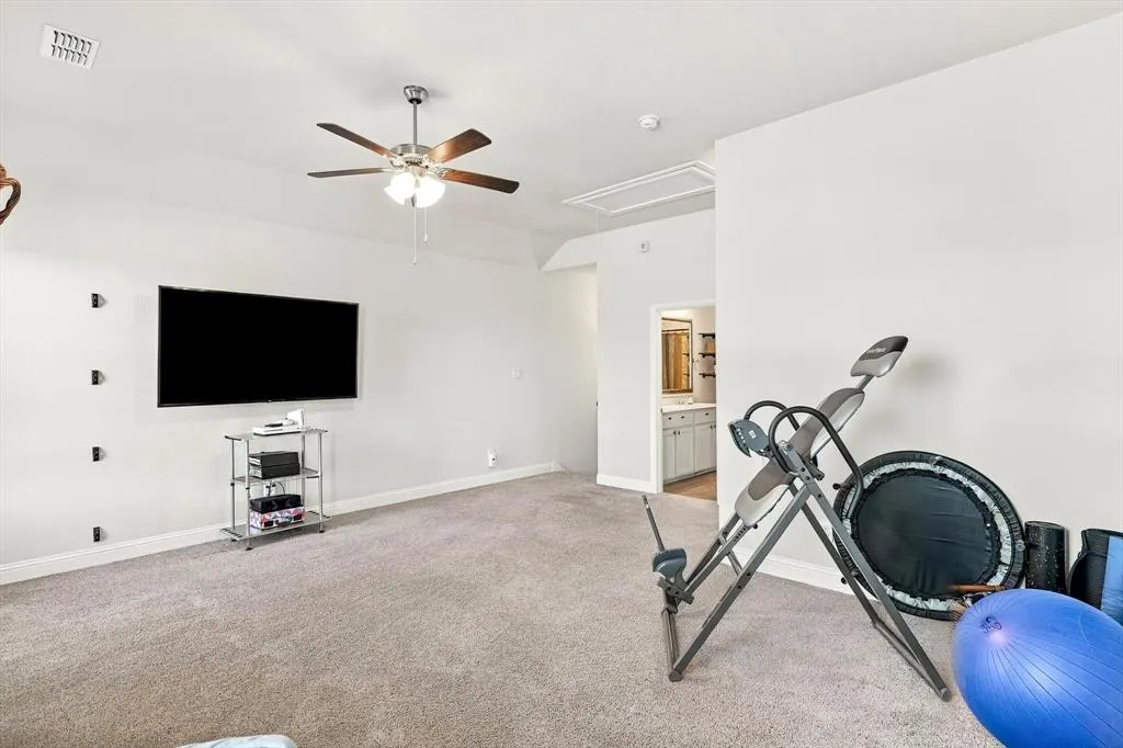 924 Plaza Lane