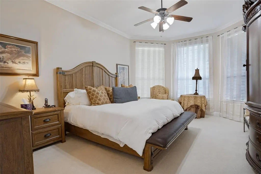 701 Crabapple Way