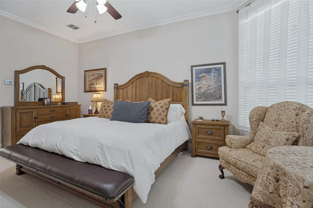 701 Crabapple Way