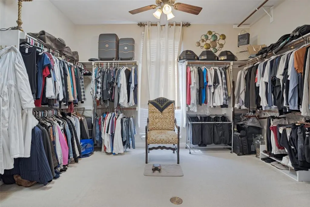 701 Crabapple Way