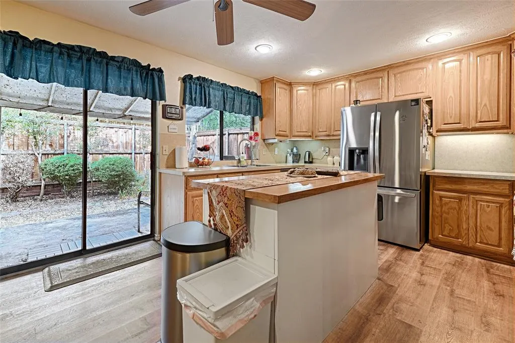 2904 Cross Bend Road