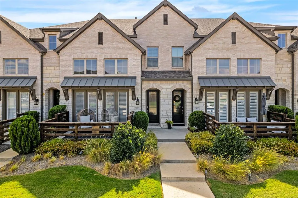 444 Somerville Drive