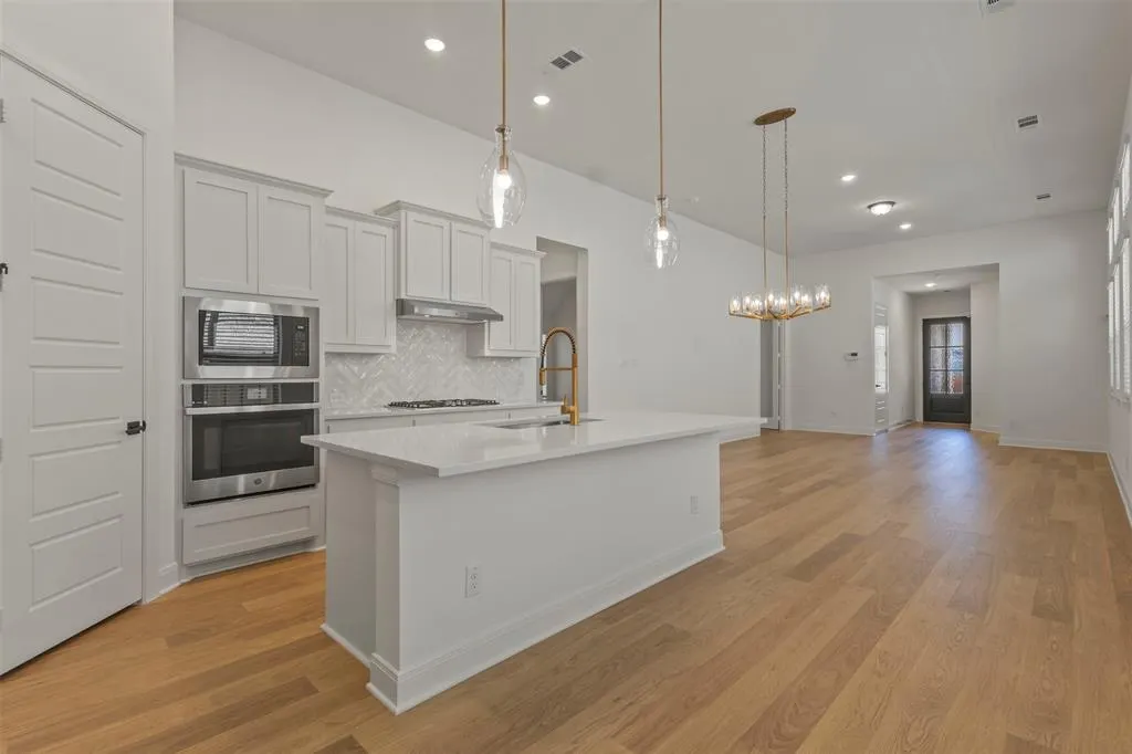 9105 Buckeye Bend