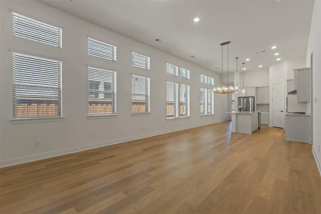 9105 Buckeye Bend