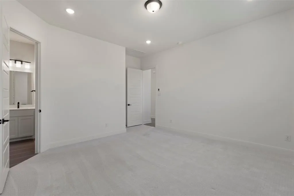 9105 Buckeye Bend