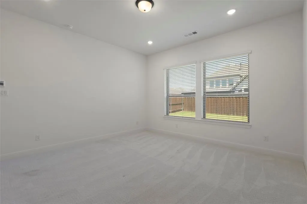 9105 Buckeye Bend