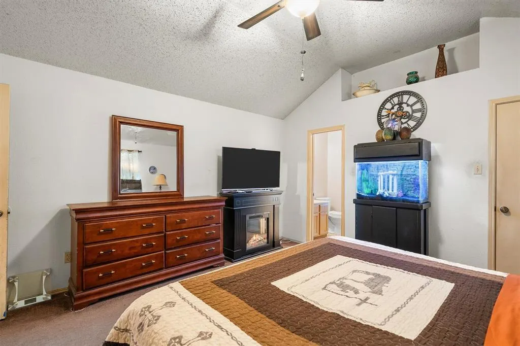 6447 Royal Cedar Drive