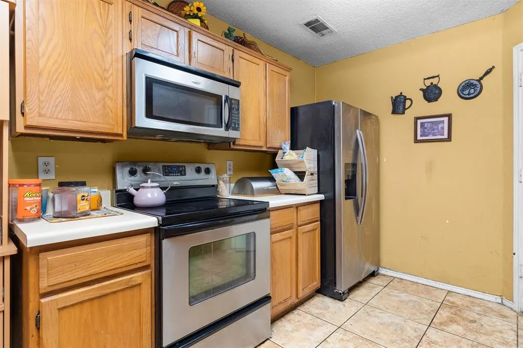 6447 Royal Cedar Drive