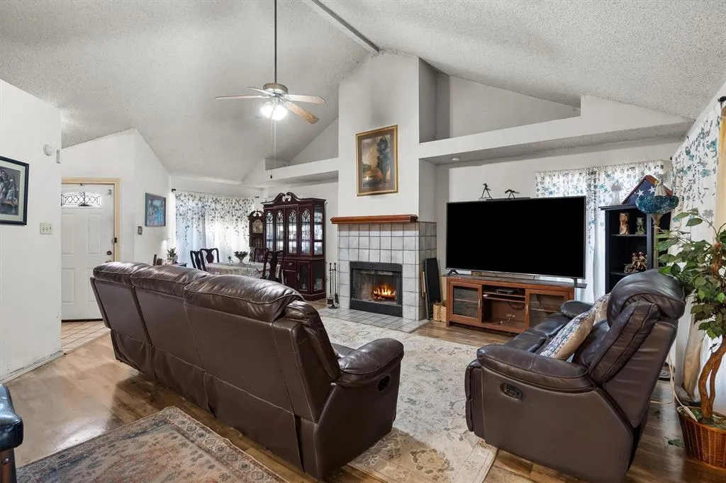 6447 Royal Cedar Drive