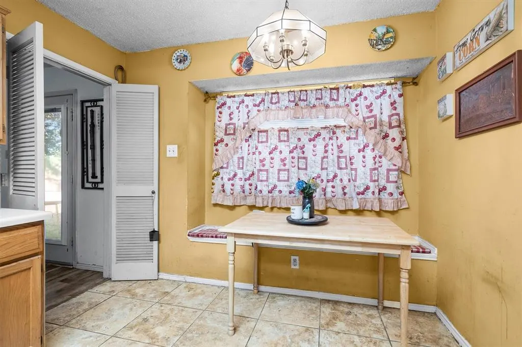 6447 Royal Cedar Drive