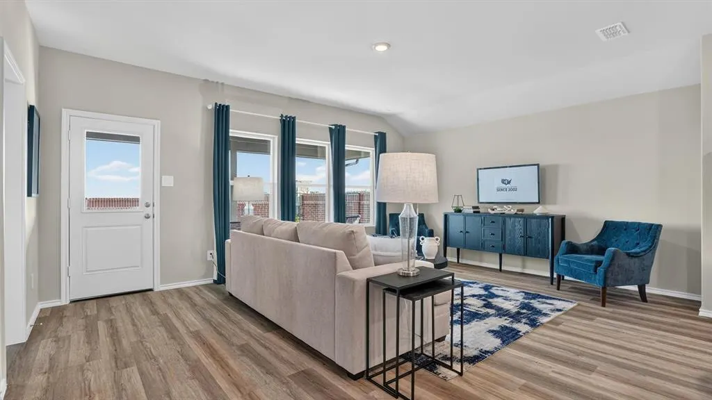 233 MLM Parkway