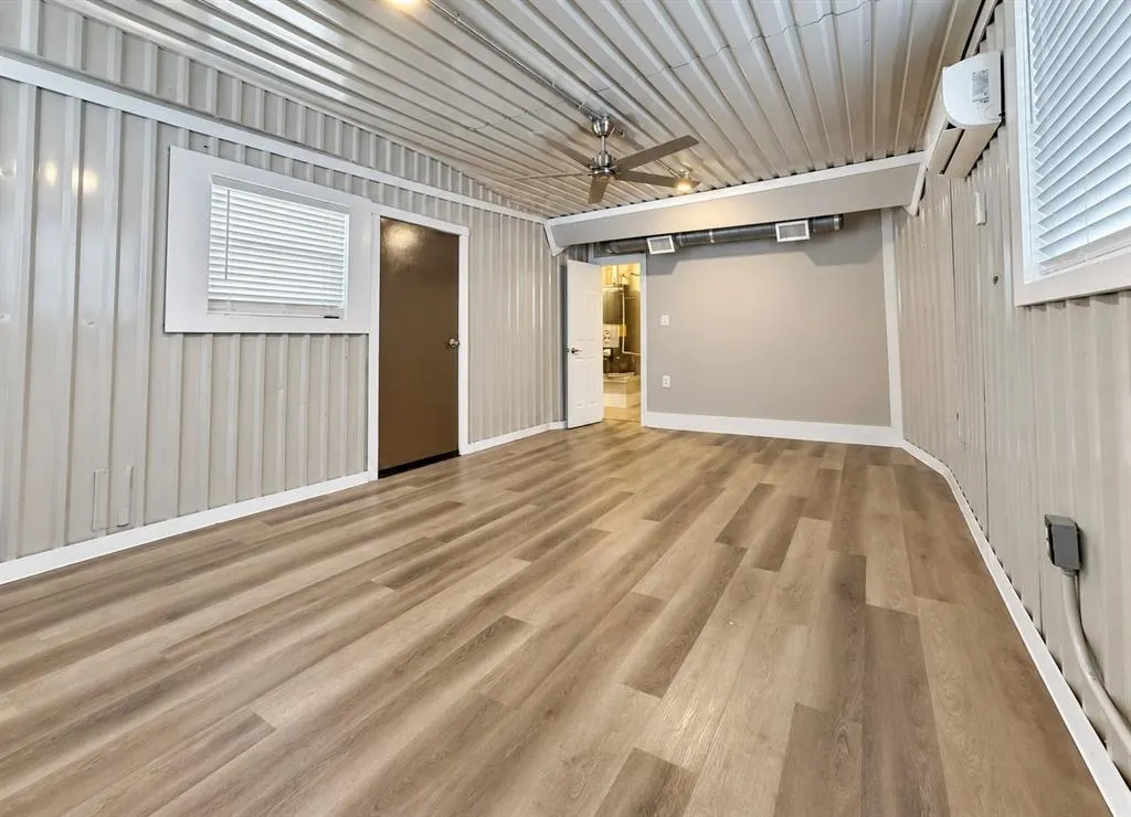 4227 Delano Place