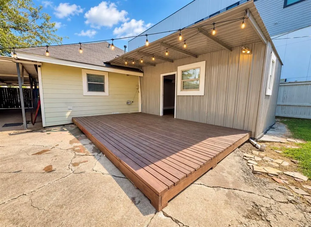 4227 Delano Place