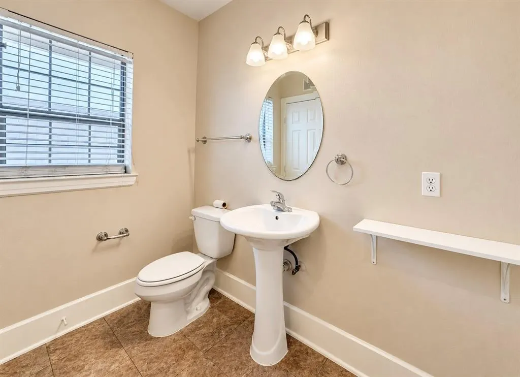 4227 Delano Place