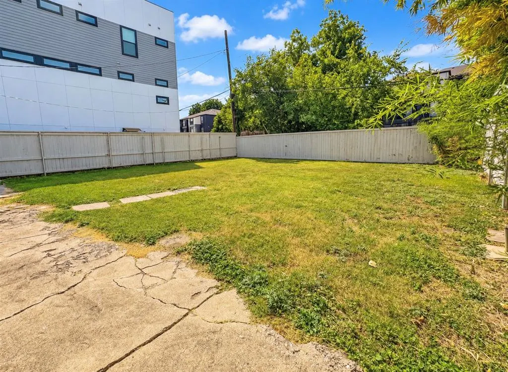 4227 Delano Place