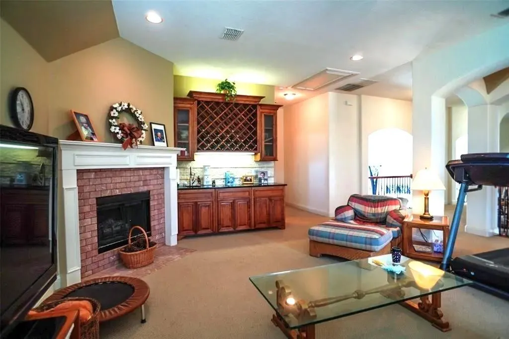 9604 Crown Ridge Drive