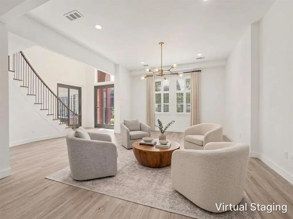 6728 Pheasant Run