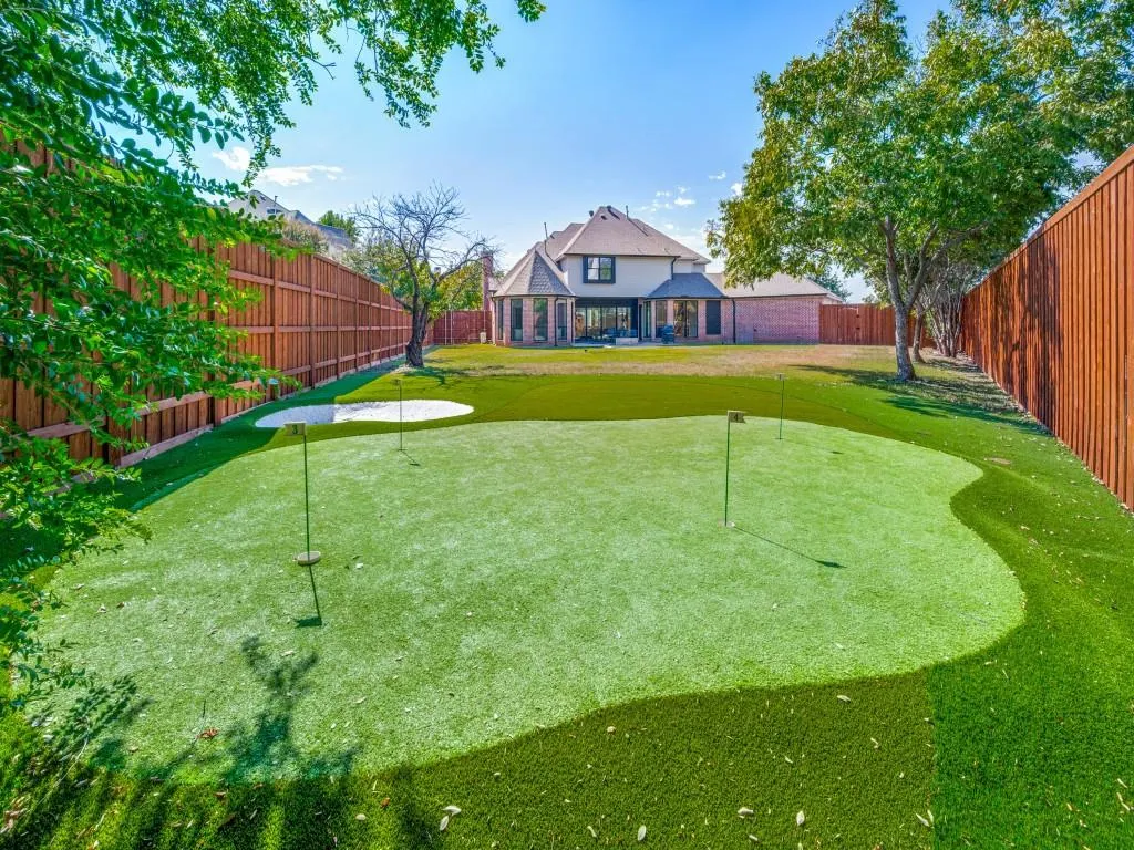 6728 Pheasant Run