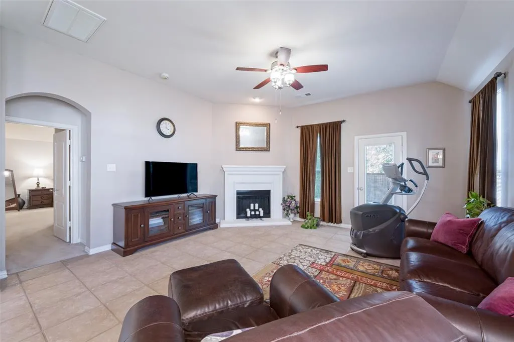 8375 Davis Drive