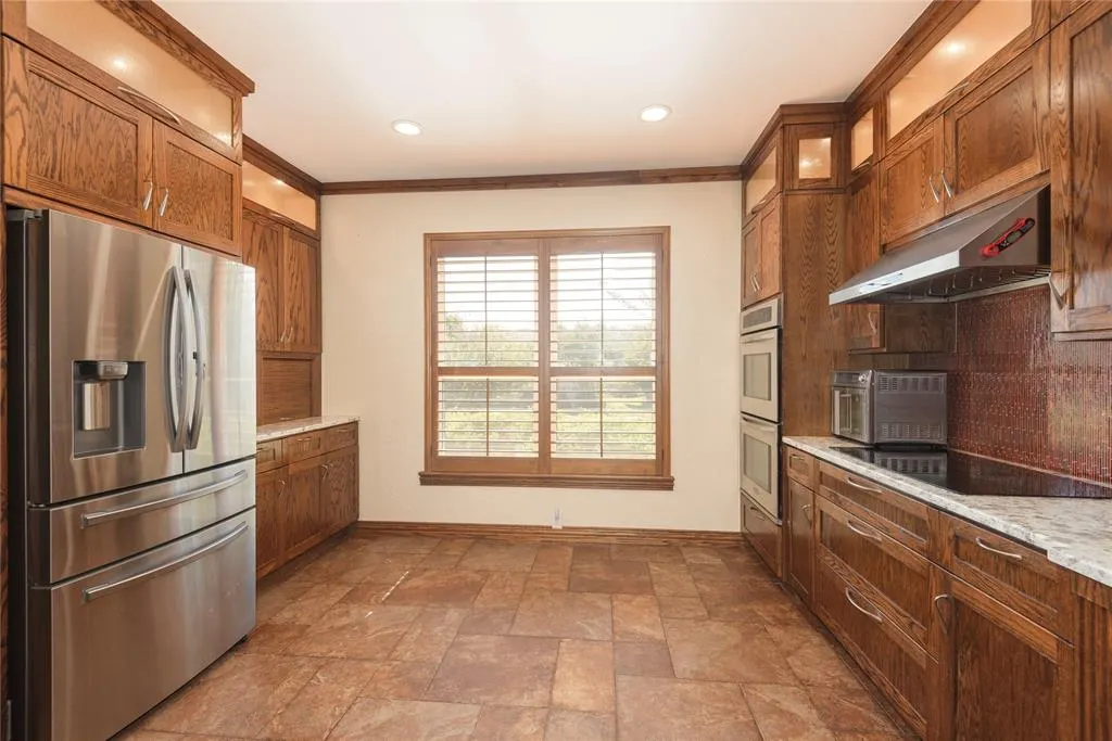 2801 Cascade Drive