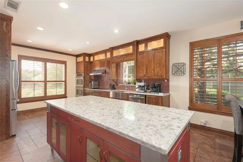 2801 Cascade Drive