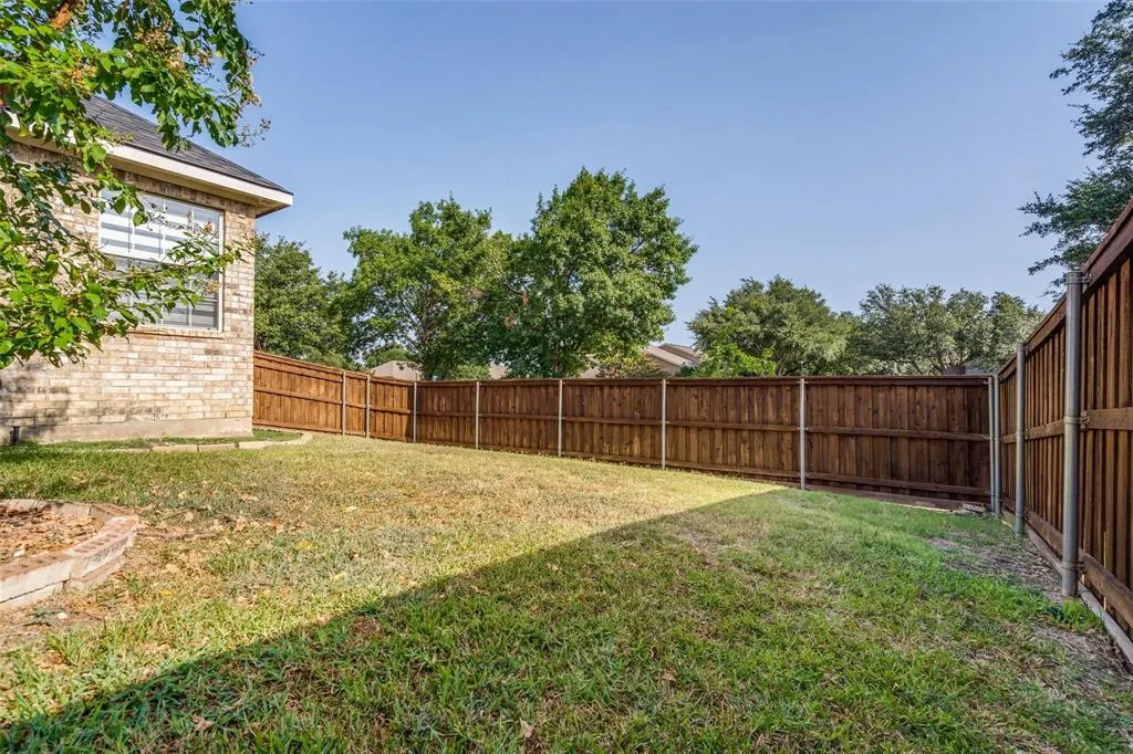 2913 Bellerive Drive