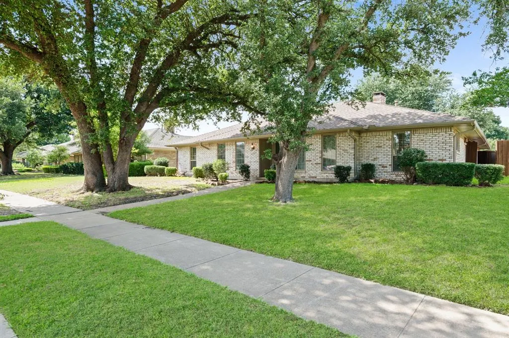 621 Harvest Glen Drive