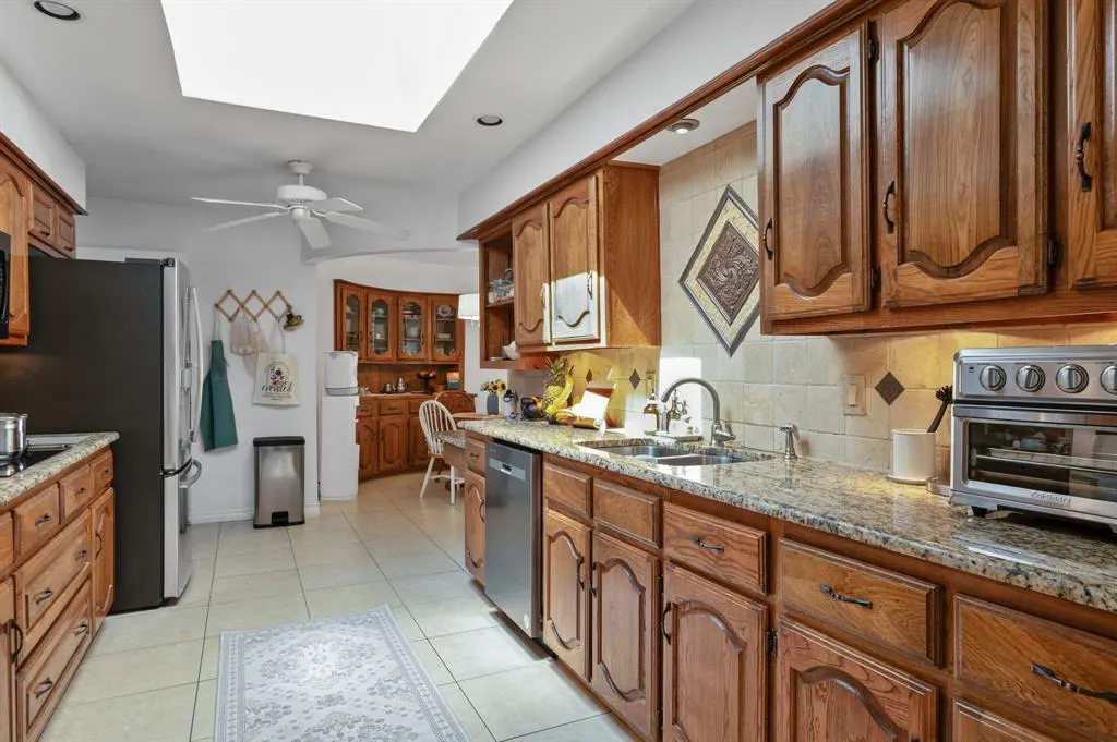 621 Harvest Glen Drive