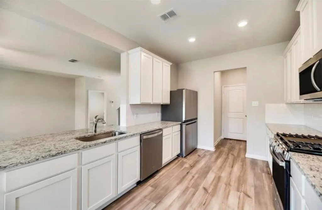 2104 Jeanine Drive