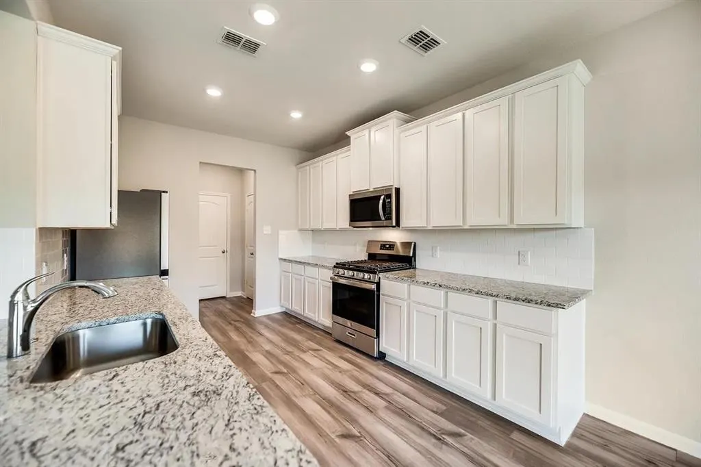 2104 Jeanine Drive