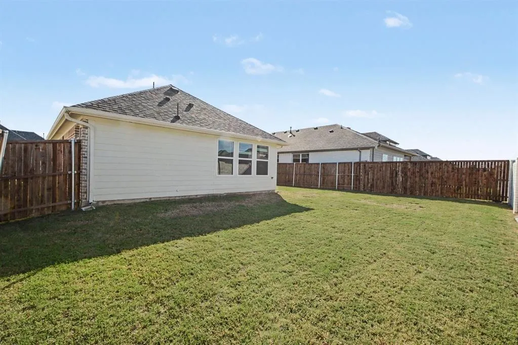1604 Open Range Road