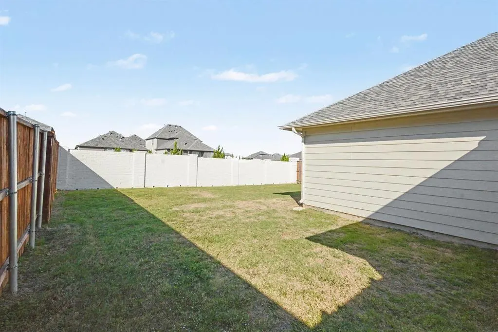 1604 Open Range Road