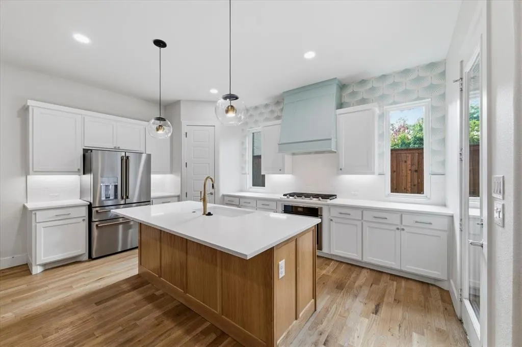 7108 Brisa Drive