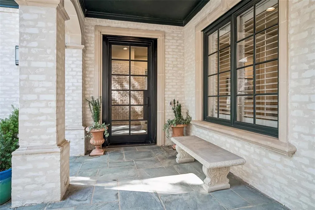 37 Kennington Court
