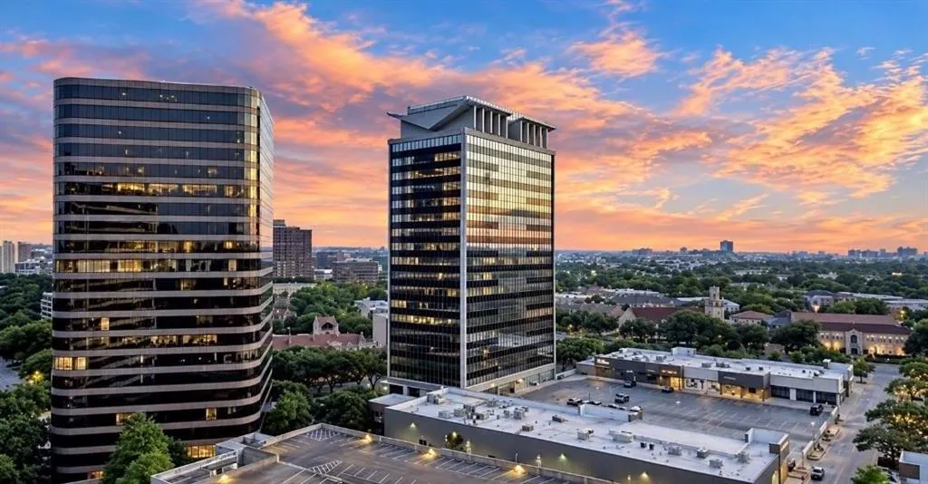 3883 Turtle Creek Boulevard #1712