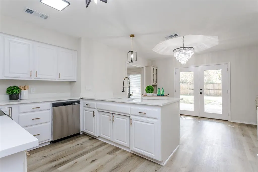 818 Pebblebrook Drive