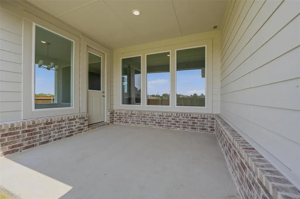 2109 Bluebird Lane