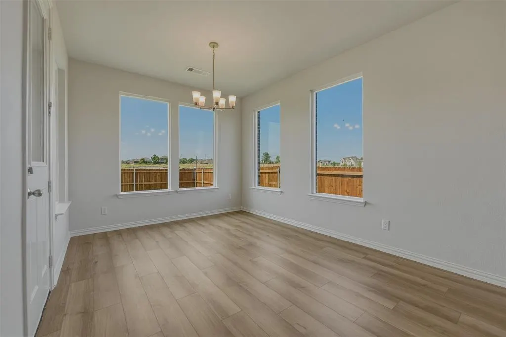 2109 Bluebird Lane